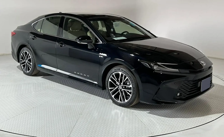 Toyota Camry 2025 плитка